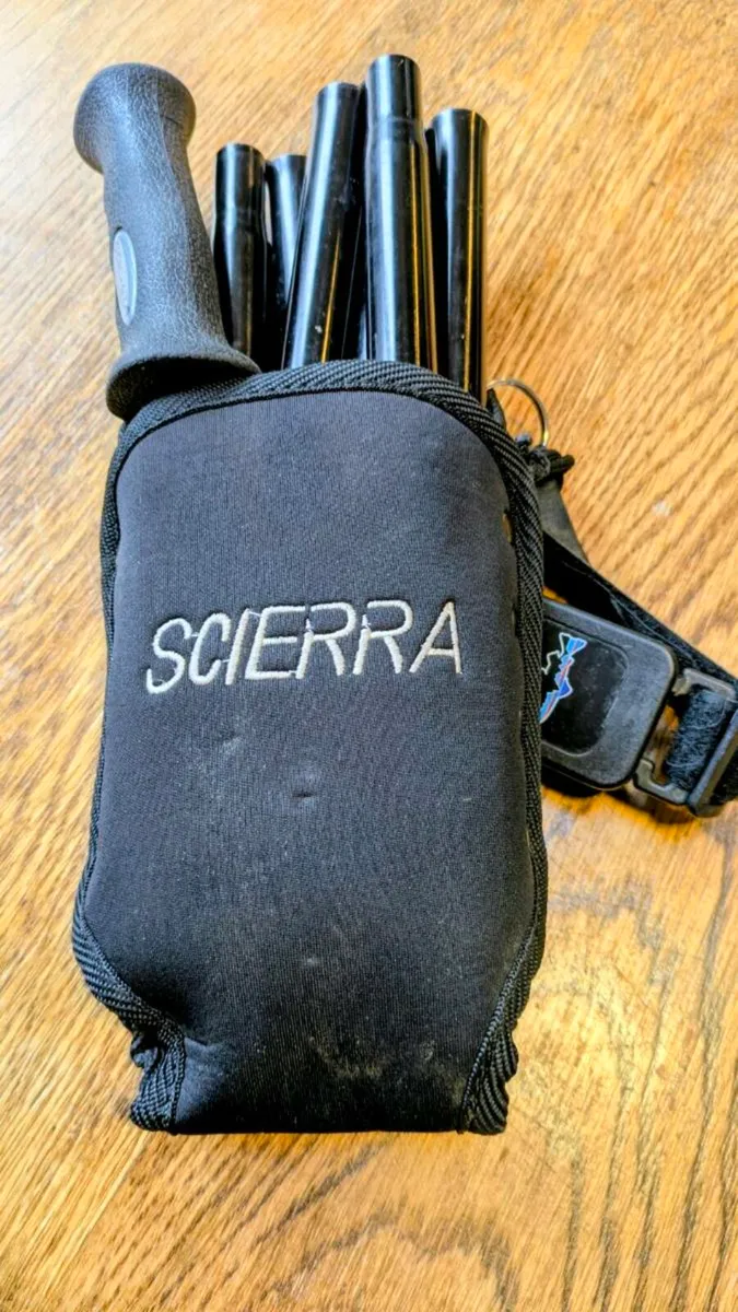 Scierra Wading stick (with zinger) - Image 1