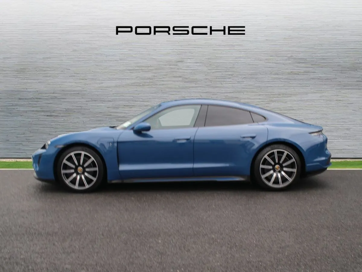 Porsche Taycan Taycan - Image 3
