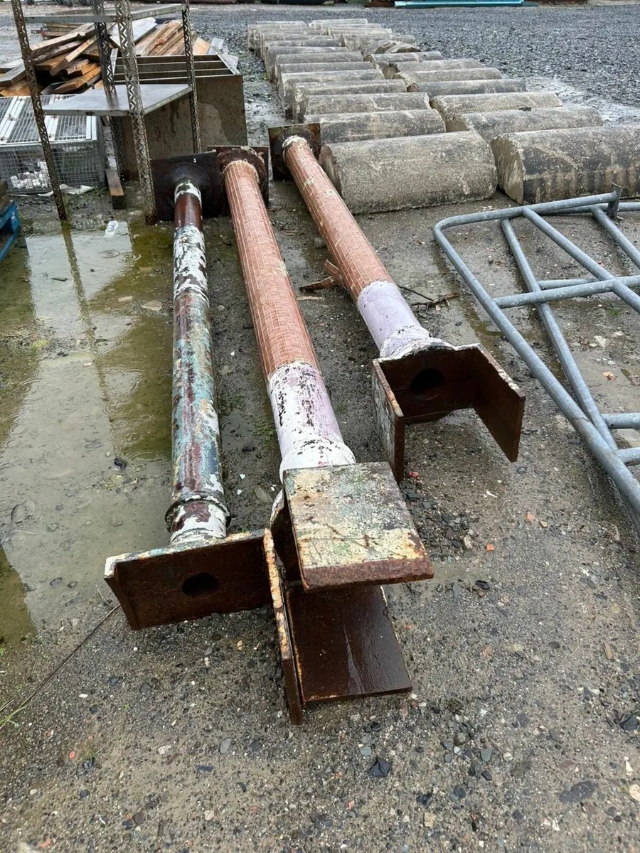 Cast Iron Columns - Image 1