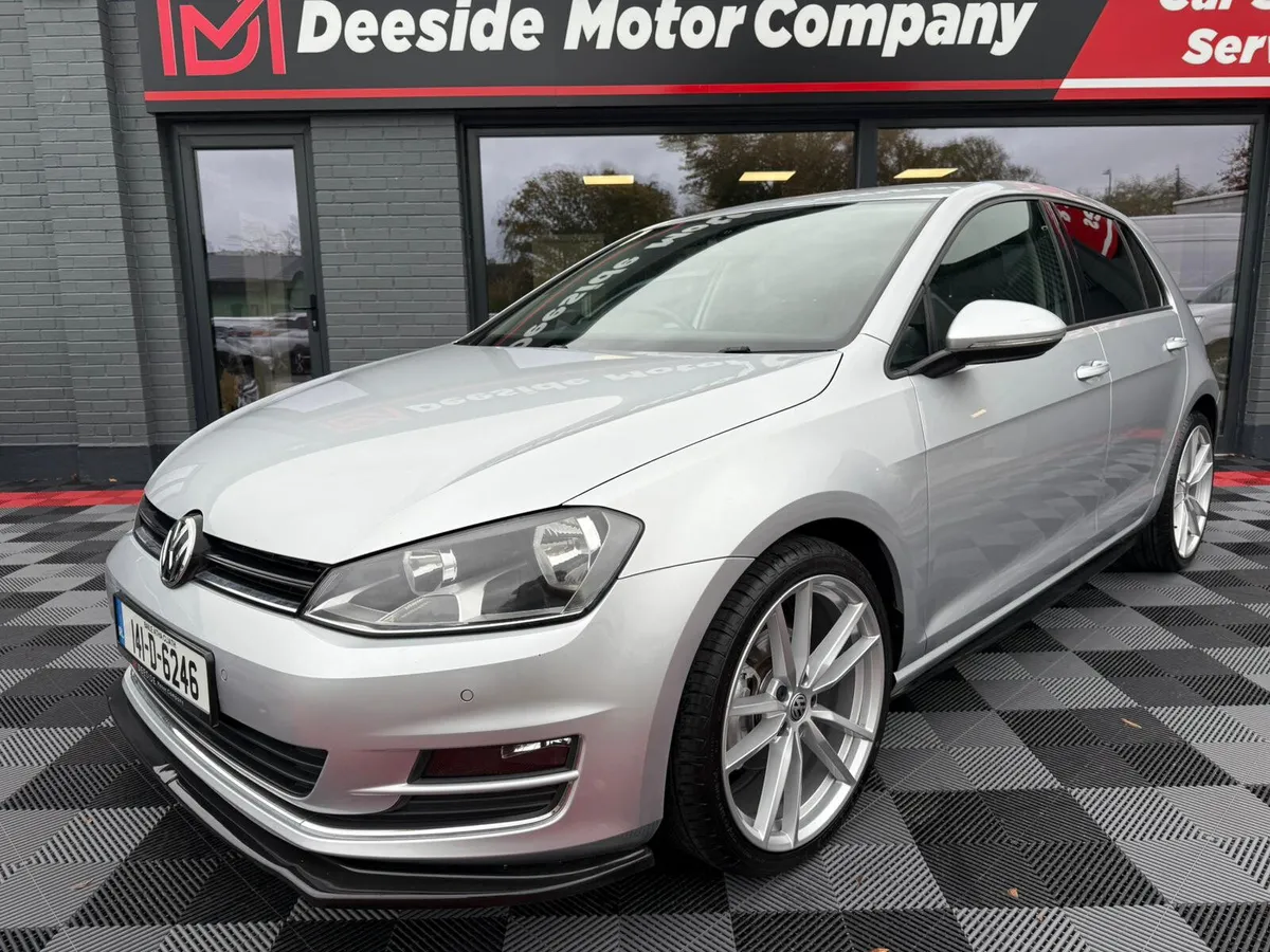 Volkswagen Golf 1.6 TDI Highline, 19" ALLOYS - Image 2