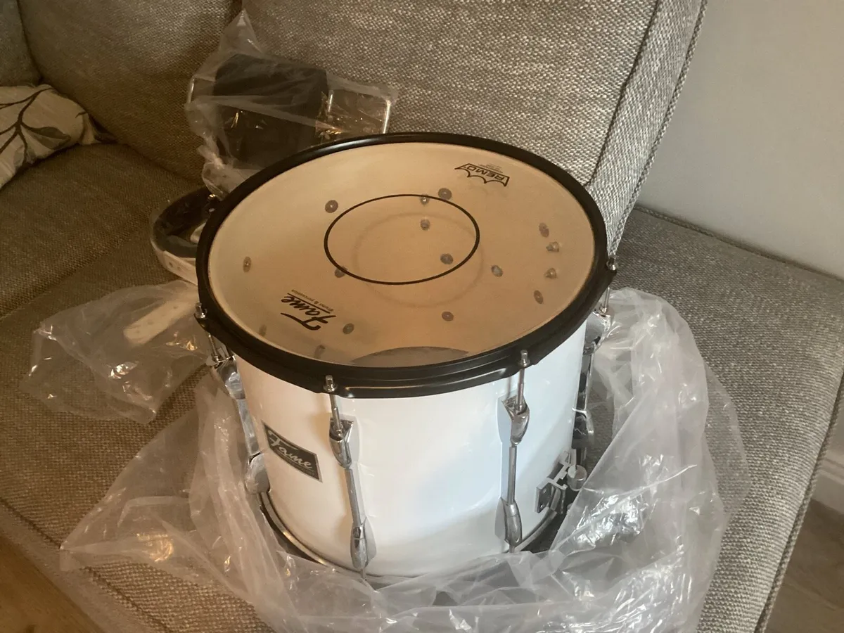 Marching snare drum - Image 1