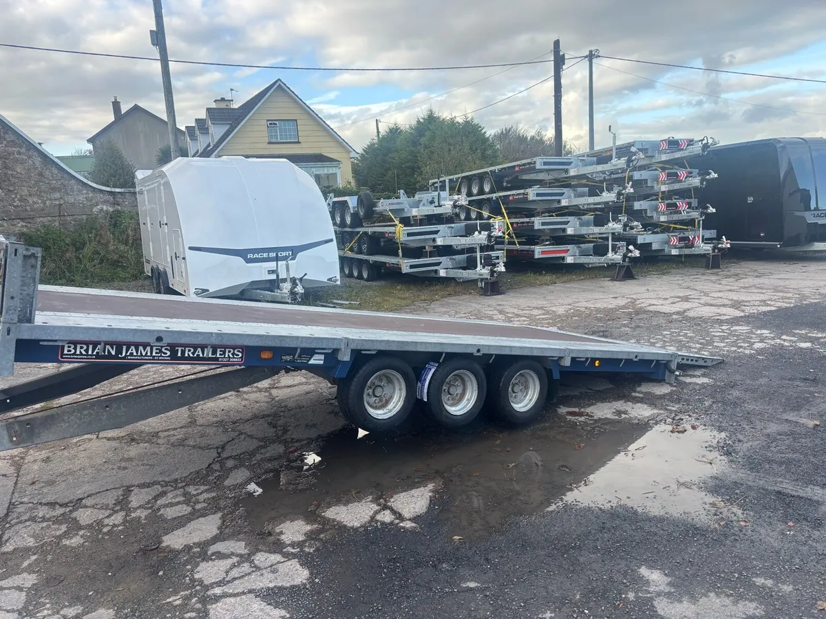 Brian James 4.5 meter 3 axle connect - Image 2
