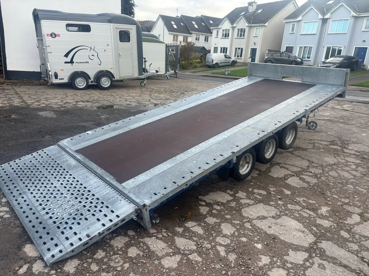 Brian James 4.5 meter 3 axle connect - Image 3