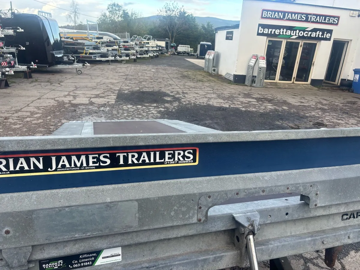 Brian James 4.5 meter 3 axle connect - Image 4