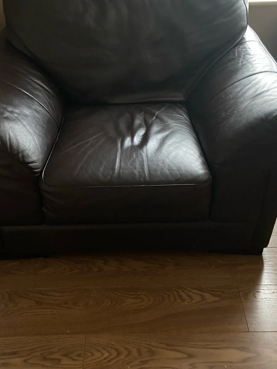Sofa - Image 4