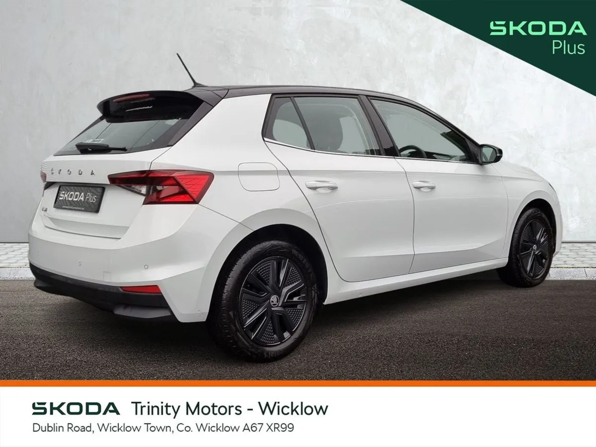 Skoda Fabia Style 1.0 MPI 80 BHP Low Mileage Blac - Image 3