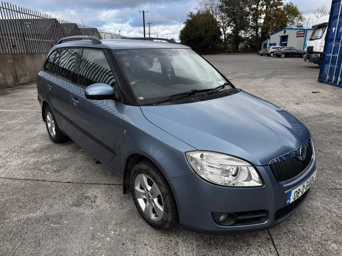 Skoda Fabia 1.2 Estate high spec low milage - Image 3