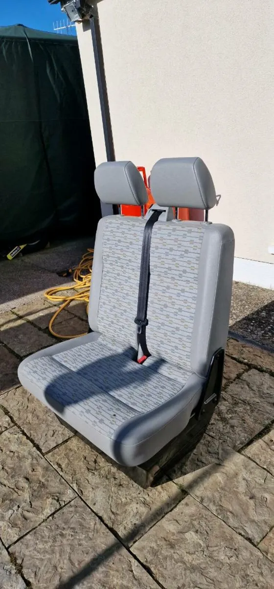Vw transporter T5 seats - Image 1