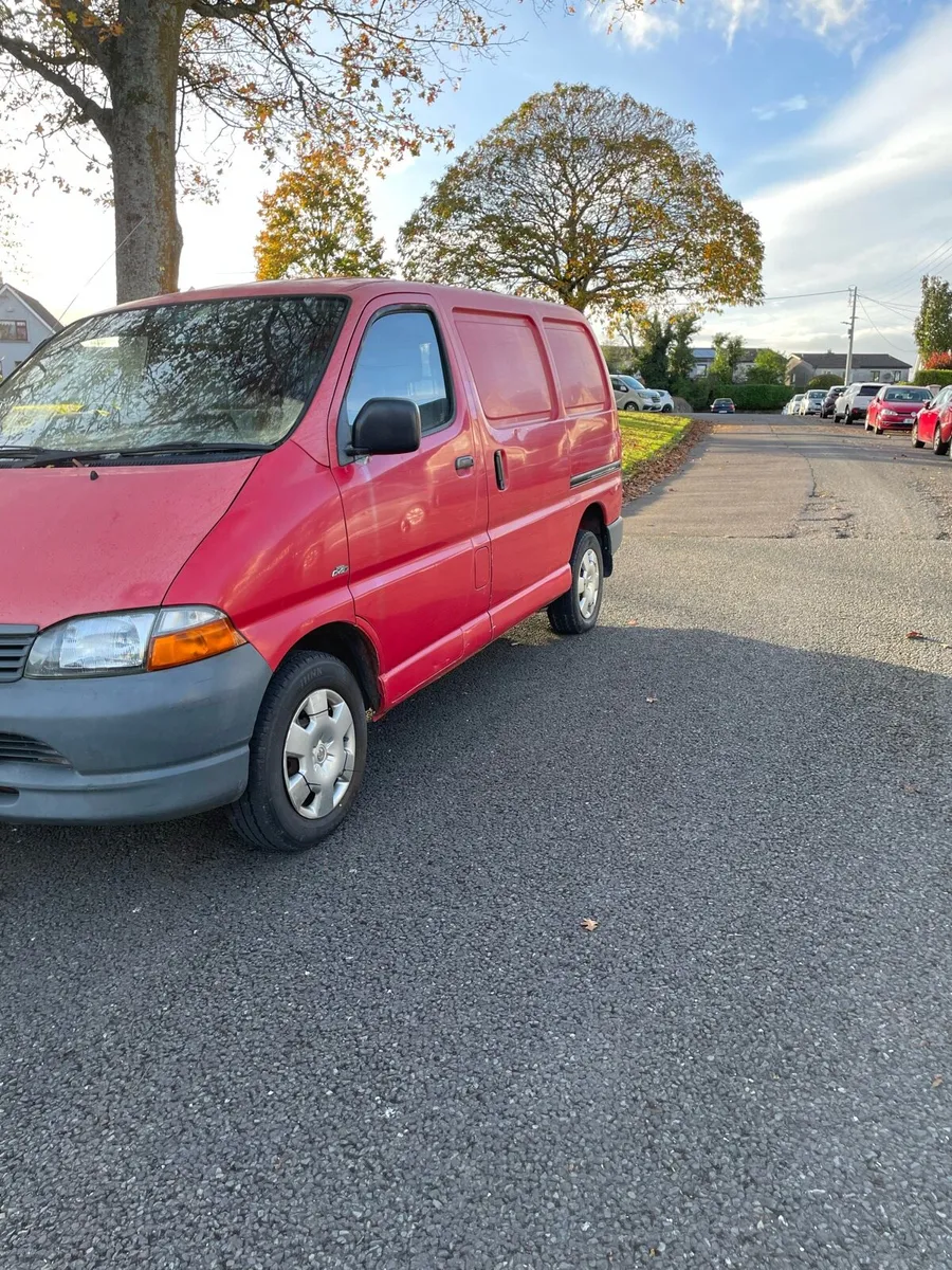 Toyota Hiace - Image 1