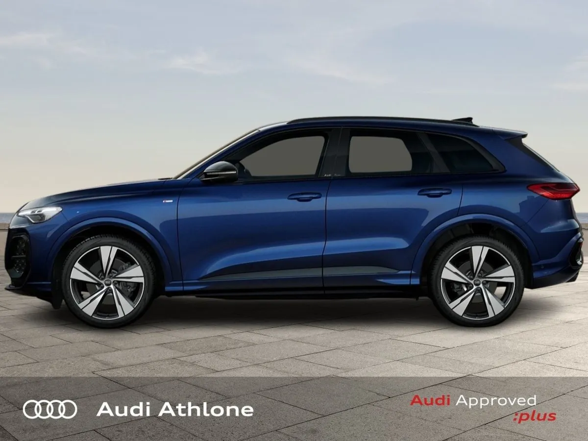 Audi Q5 2.0tdi 204BHP Quattro S-line S-tronic - D - Image 3