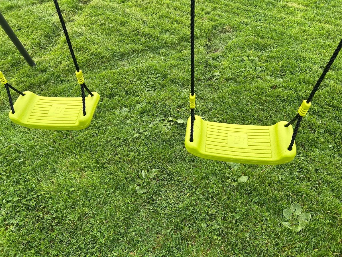 Swing set - Image 4