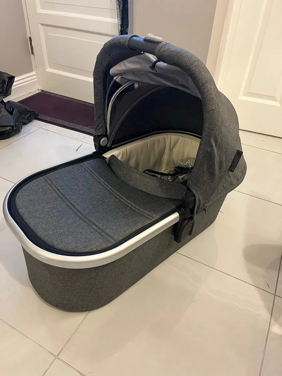 UPPABABY Vista V2 Pram - Image 1