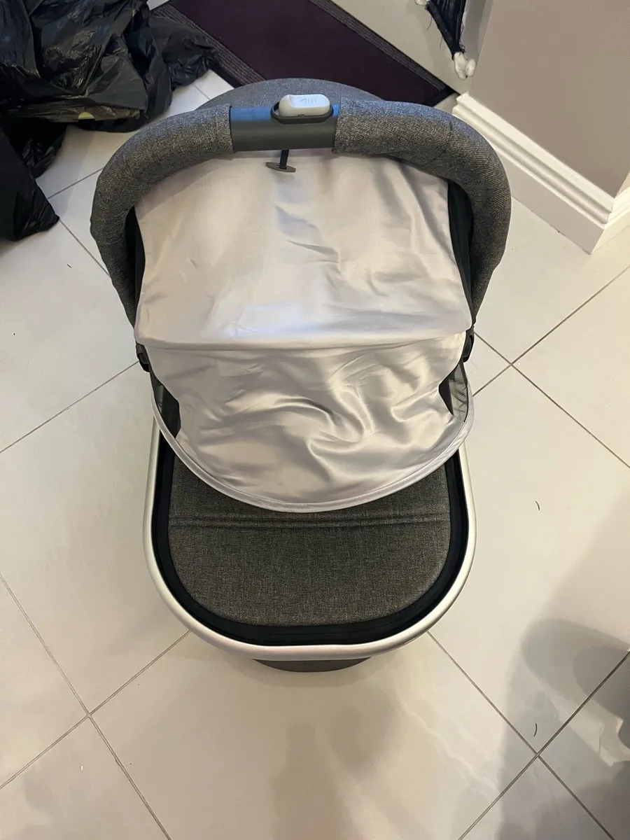 UPPABABY Vista V2 Pram - Image 4