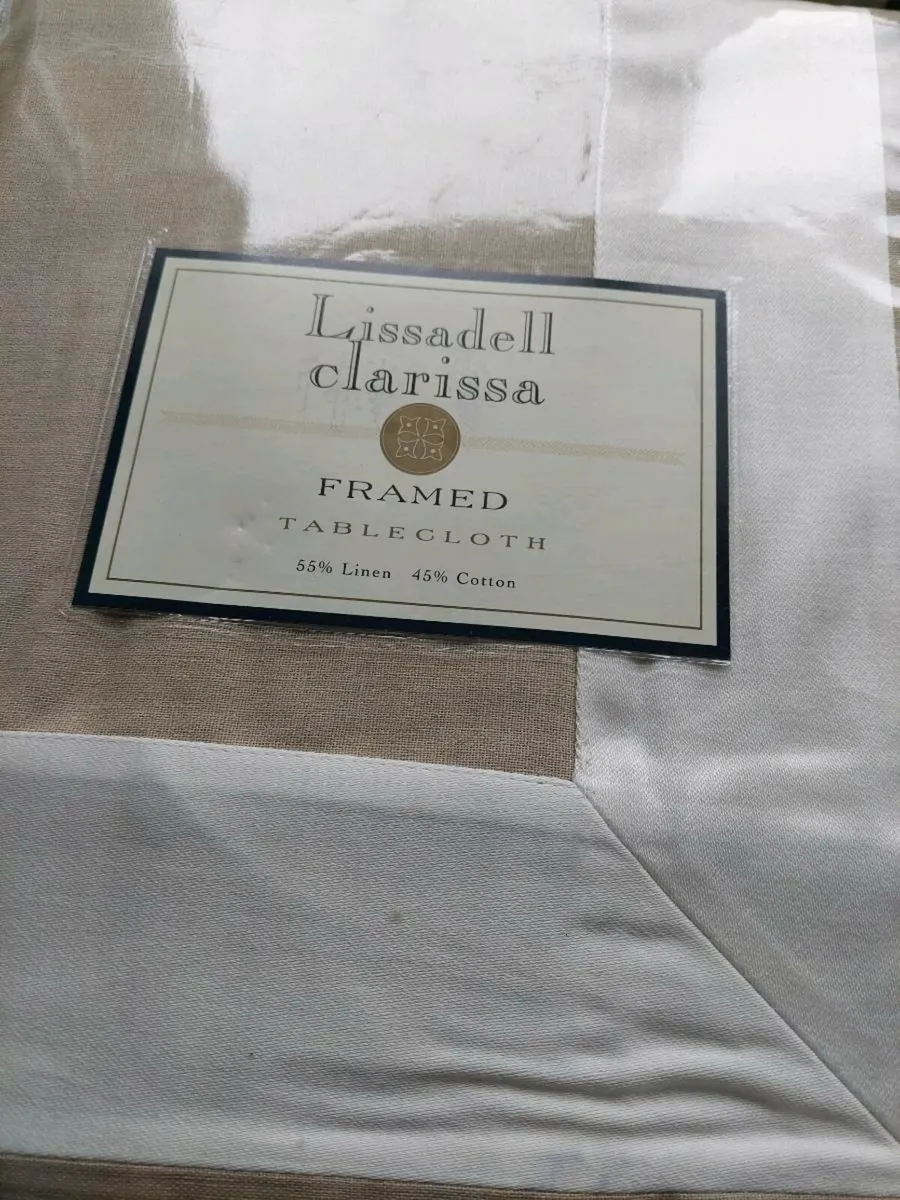 Table cloth - Image 1