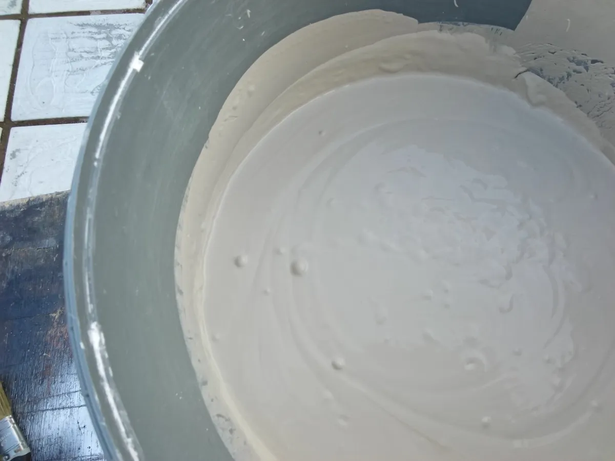 Exterior Wall Paint. - Image 3