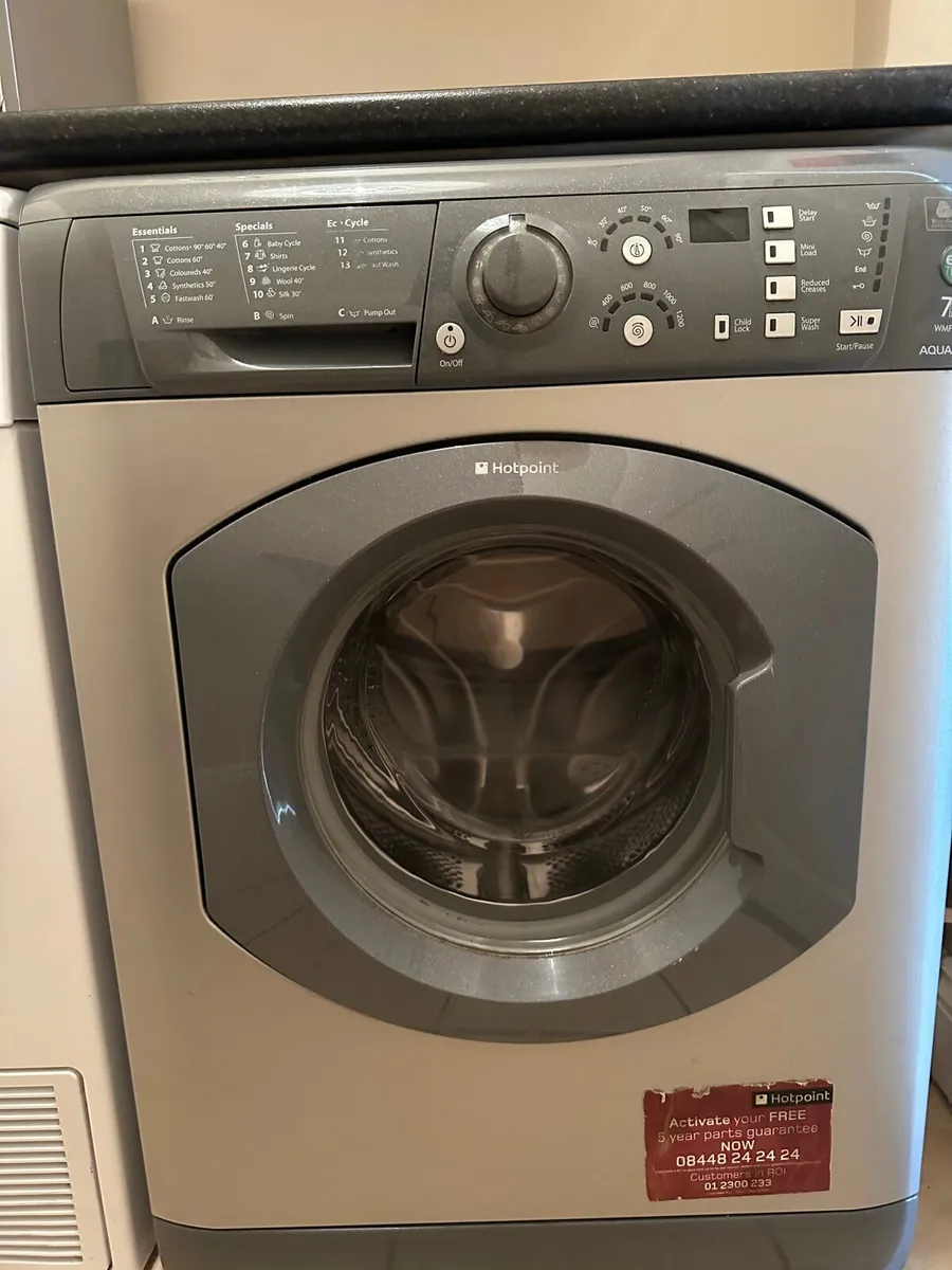 Washing machine - Image 1