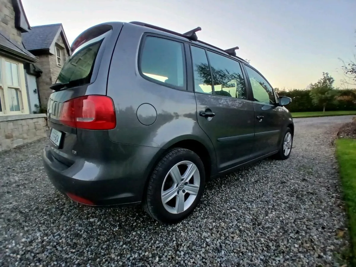 Volkswagen touran - Image 3
