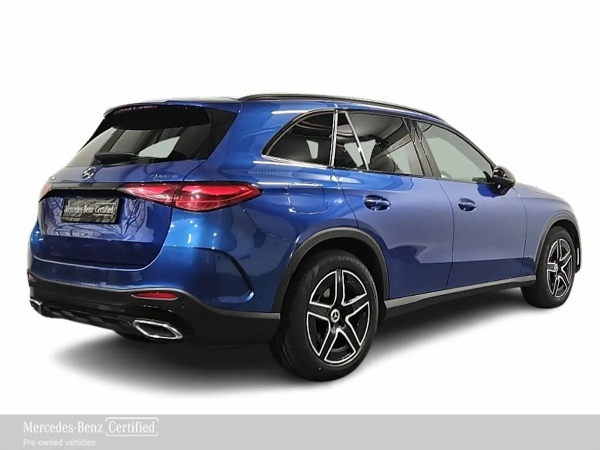 Mercedes-Benz GLC 220D 4MATIC AMG Line with Nightp - Image 4