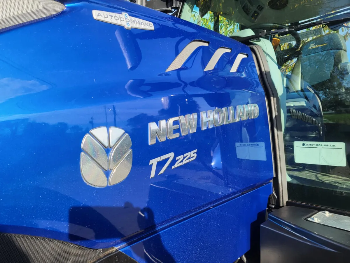 Newholland T7.225 2022 2800Hrs - Image 4