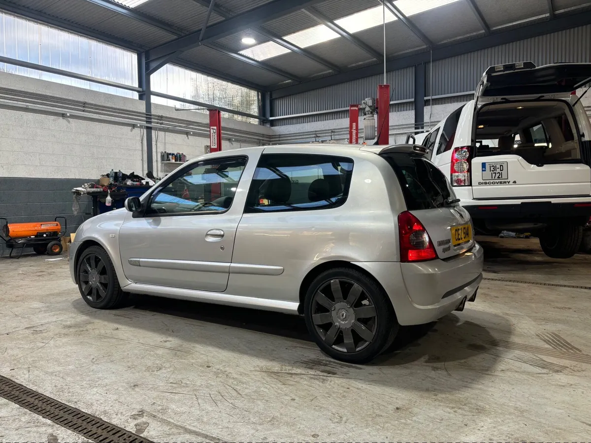 Renault Clio 2004 - Image 4