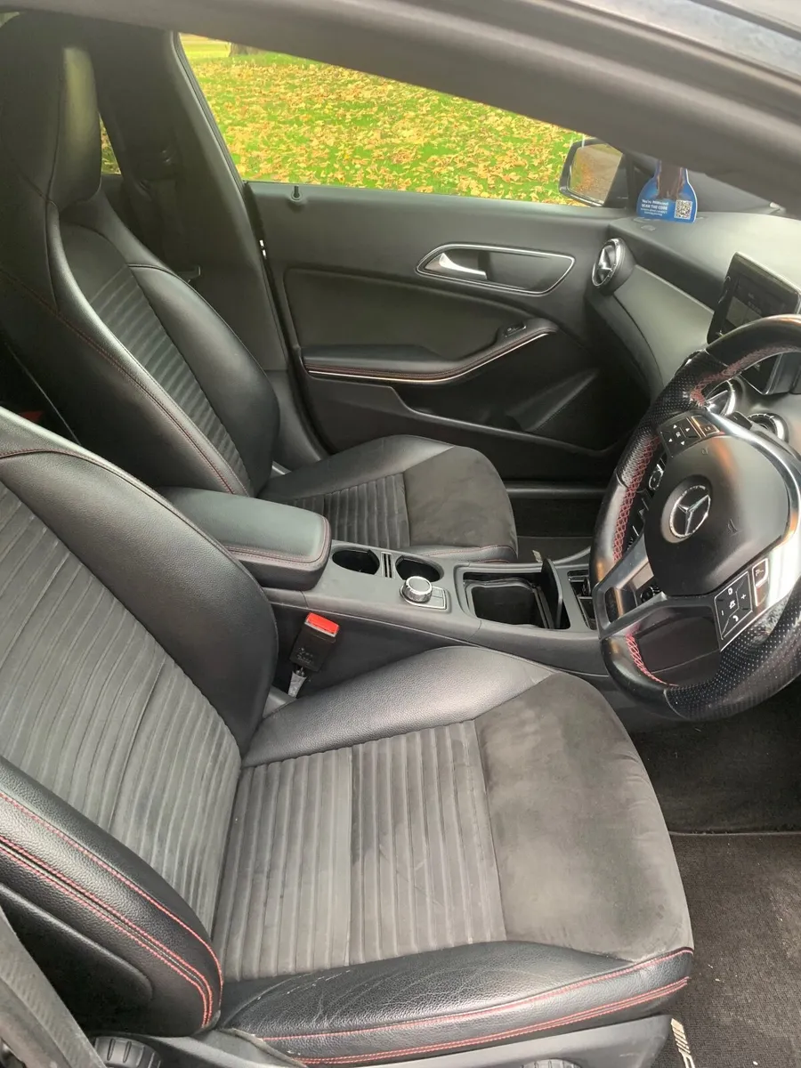 CLA Mercedes 220AMG - Image 2