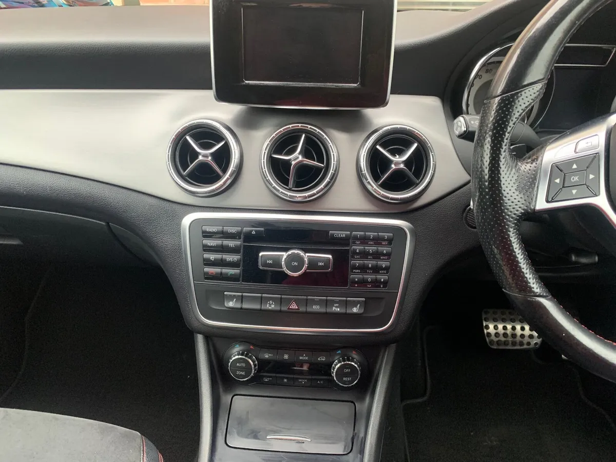 CLA Mercedes 220AMG - Image 4