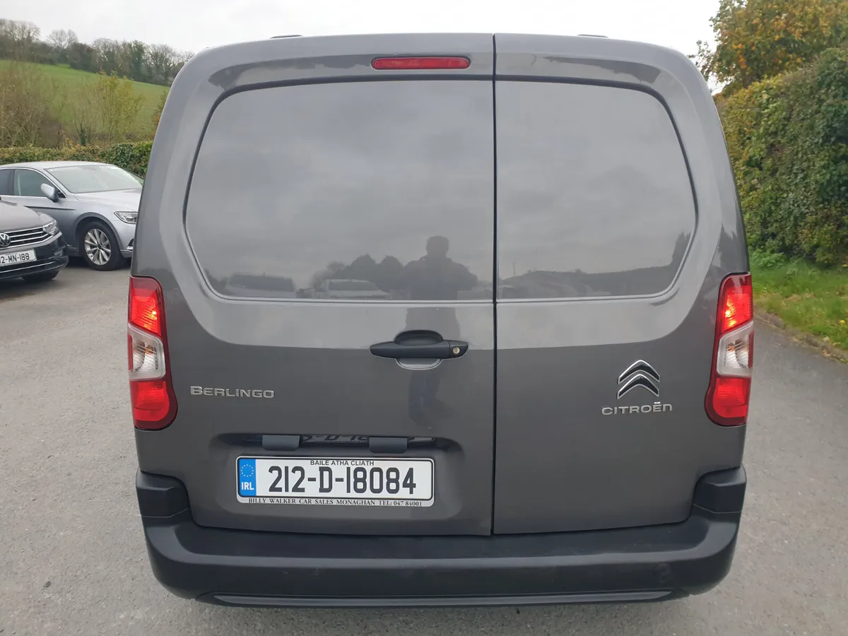 Citroen Berlingo 2021 - Image 2