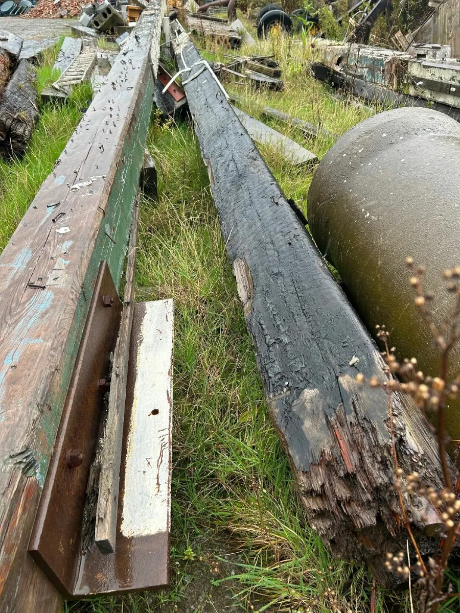 Pitch Pine Beams - Image 3