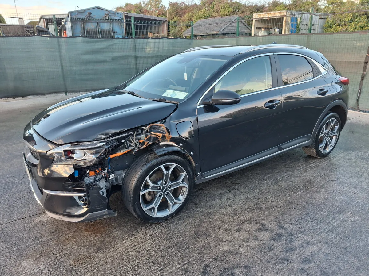 211 Kia XCeed  Phev  1.6 Hybrid  auto - Image 3