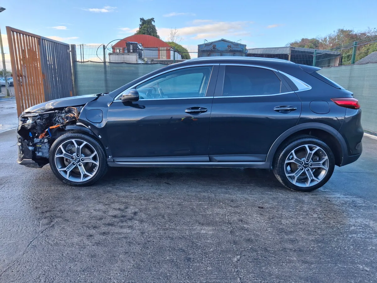 211 Kia XCeed  Phev  1.6 Hybrid  auto - Image 4