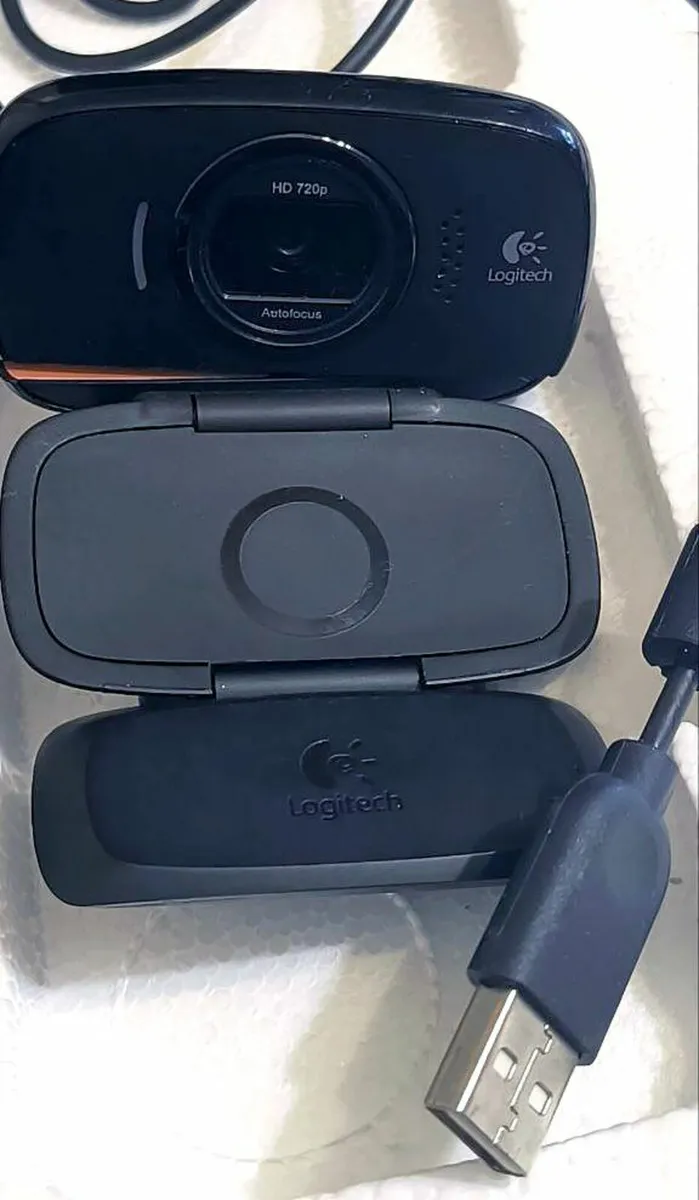 Logitech Autofocus USB Foldable Webcam Camera - Image 1