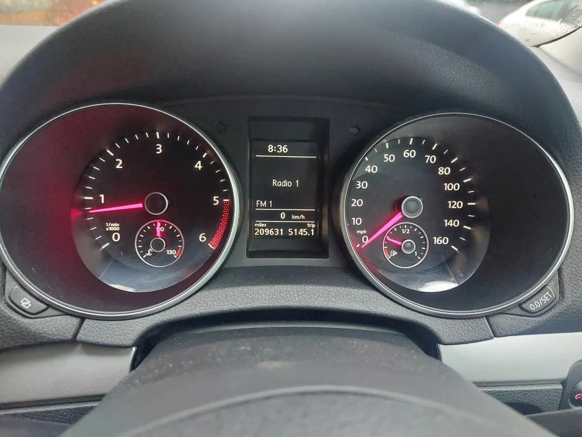 Volkswagen Golf 2.0 GT TDI - Image 2