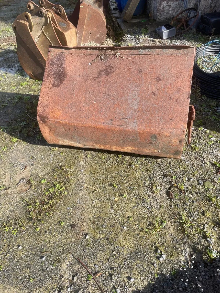 Bucket - Image 1