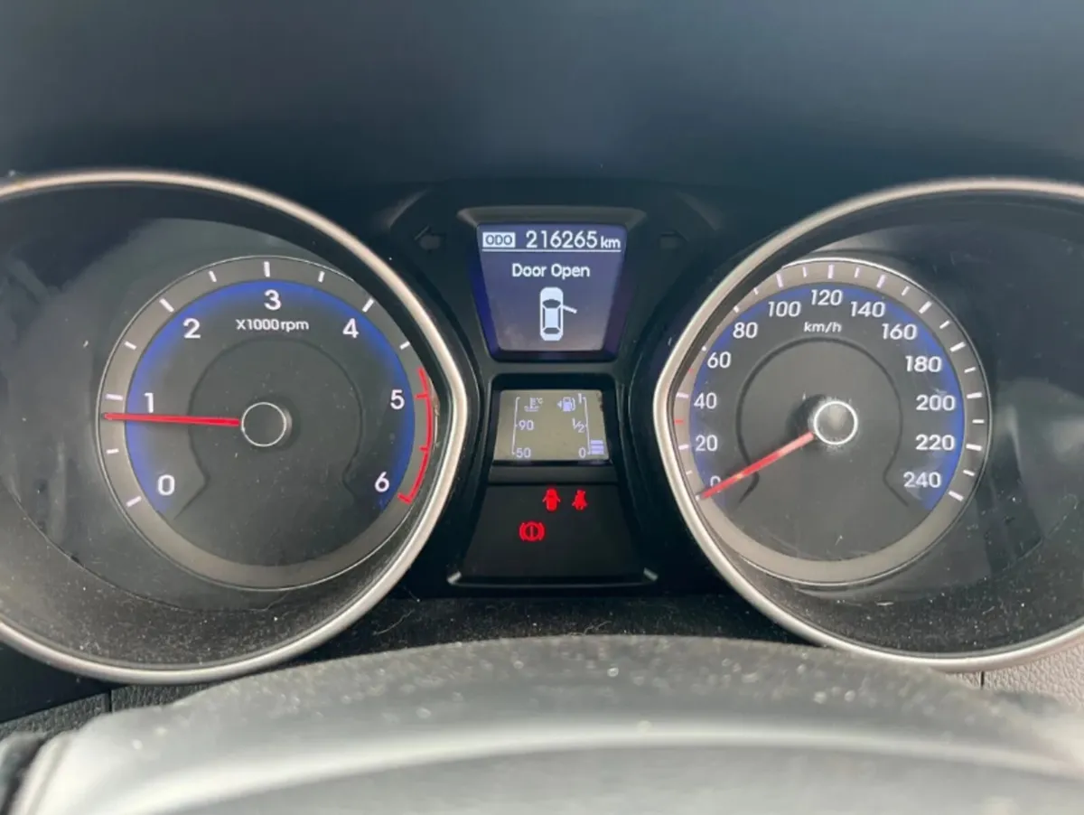 2014 Hyundai i30 1.6 Diesel - Image 2