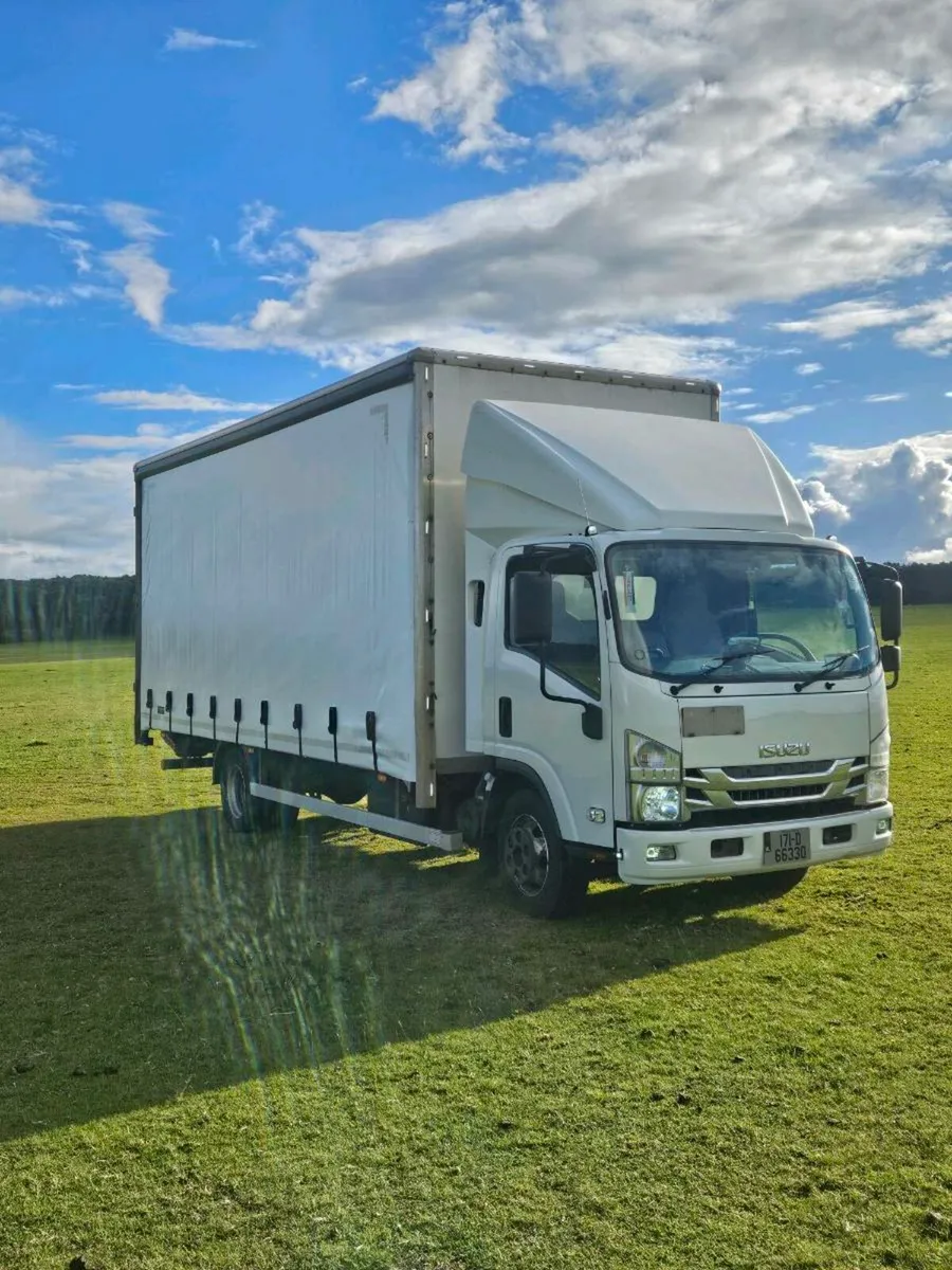 2017 isuzu n75  automatic - Image 3