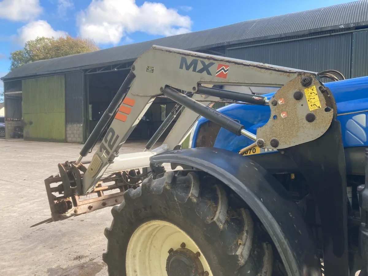 MX T12 Loader For Sale - Image 3