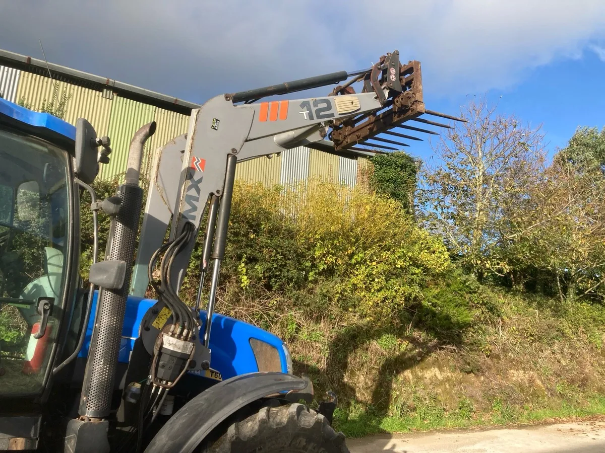 MX T12 Loader For Sale - Image 4