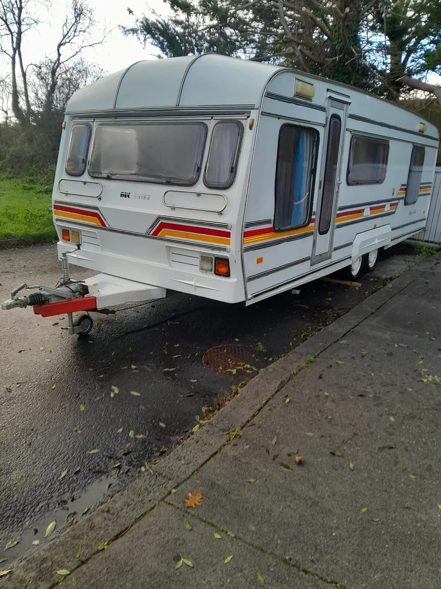 Caravan - Image 2
