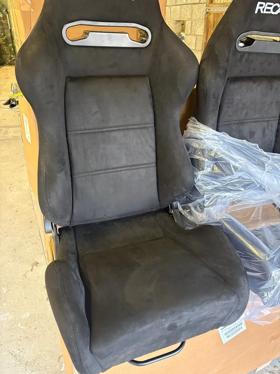 Brand new Recaro Seats x2 - Image 2