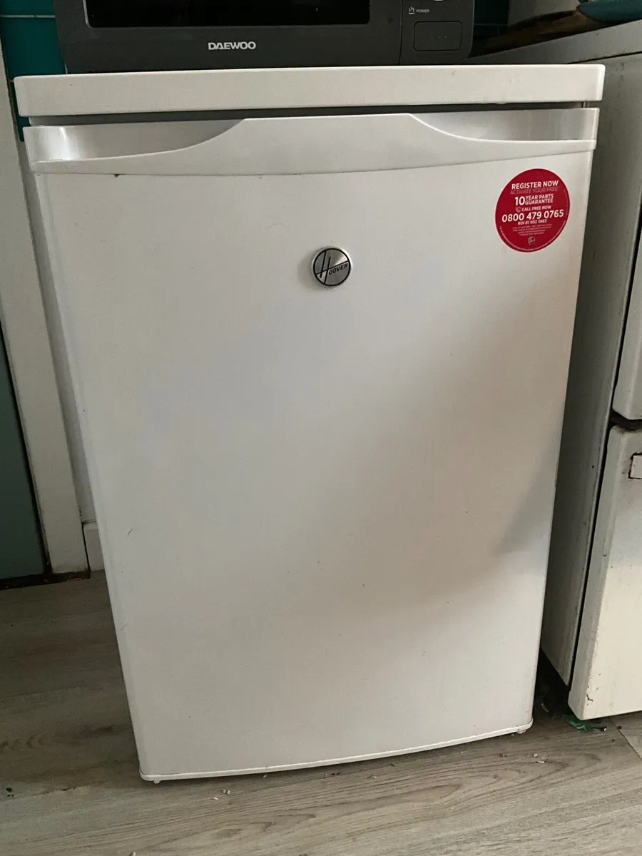 Under counter fridge/freezer - Image 1