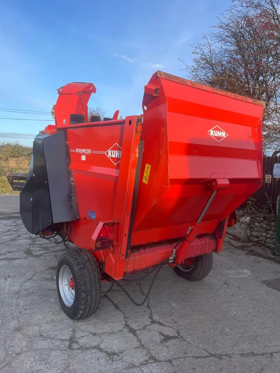 Kuhn 3560 Bedder - Image 1