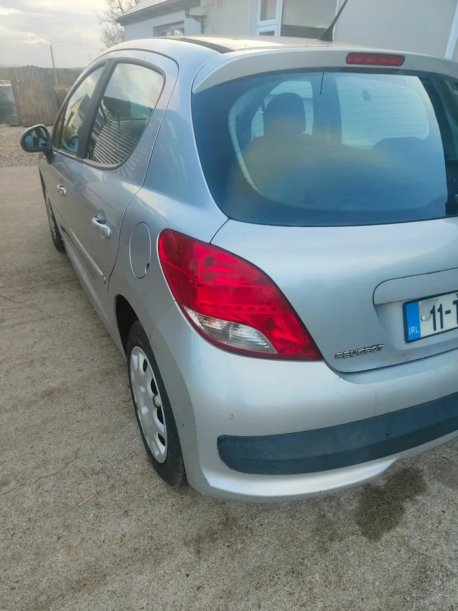 Peugeot 207 2011 - Image 3