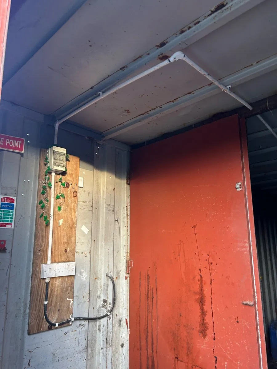 40ft shipping container - Image 2