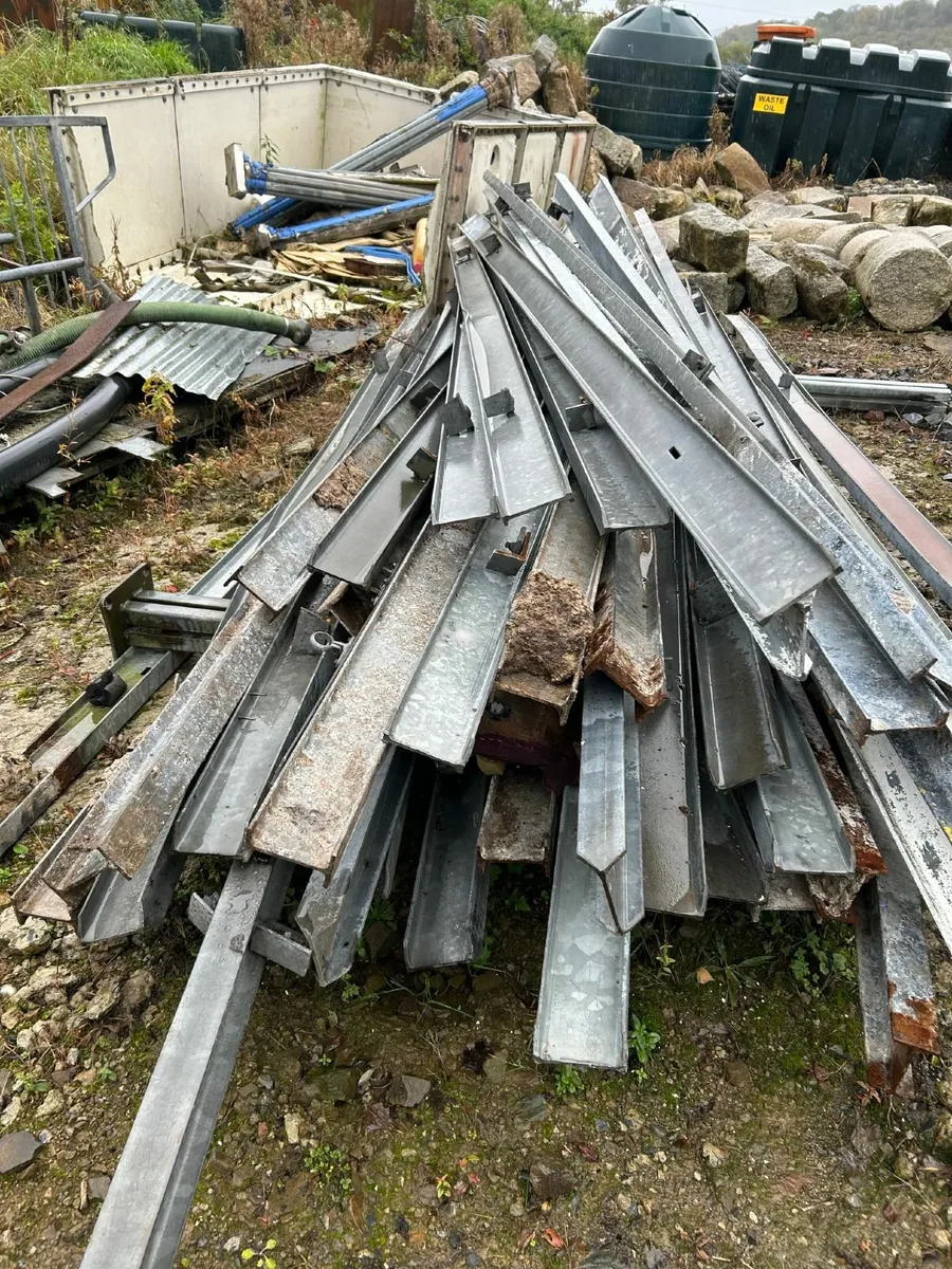 Palisade Fencing - Image 3