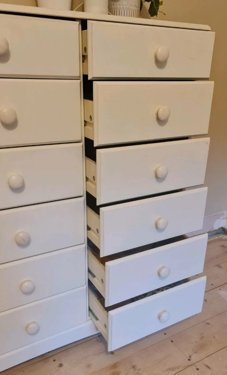 Chest of drawers - Image 3