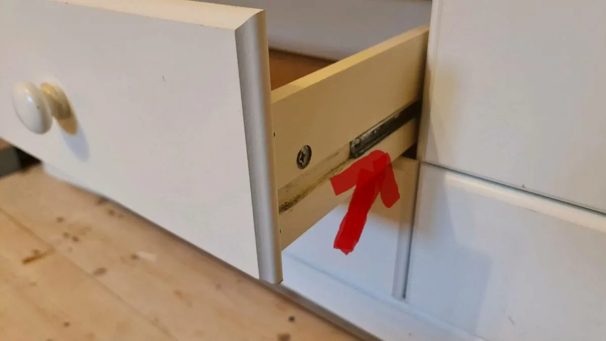 Chest of drawers - Image 4