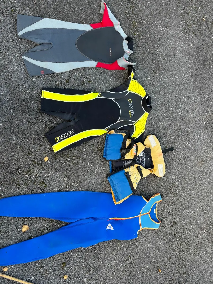 Wetsuits and life jacket