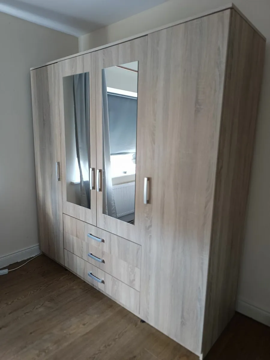 Wardrobe Jysk VELLERUP - Image 4