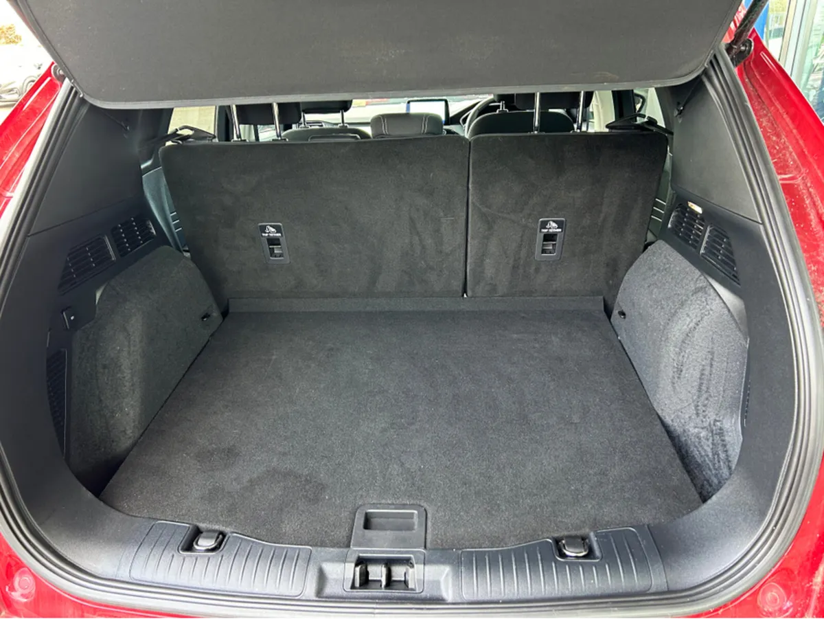 Ford Kuga TITANIUM 5DR 2.5 PHEV 225 S6 S6.2 CT - Image 2