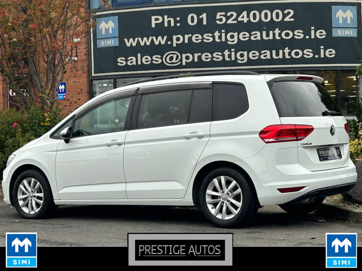 Volkswagen Touran 1.4 COMFORT LINE AUTO 7 SEATER * - Image 4